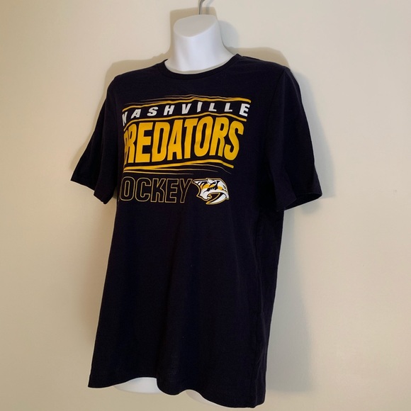 NWOT Nashville Predators NHL Shirt // Small - Picture 3 of 12